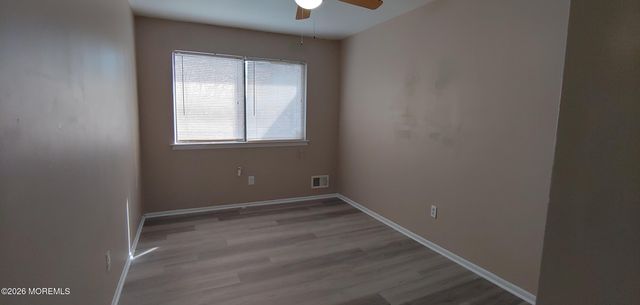 161 Penn Court 130, Matawan, NJ 07747