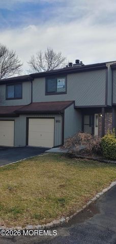 161 Penn Court 130, Matawan, NJ 07747
