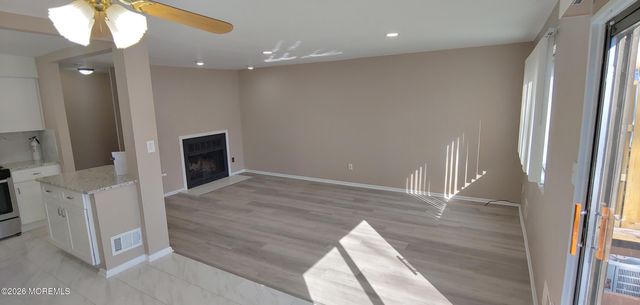 161 Penn Court 130, Matawan, NJ 07747