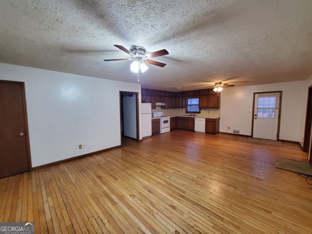 112 Vincent Avenue, Stockbridge, GA 30281