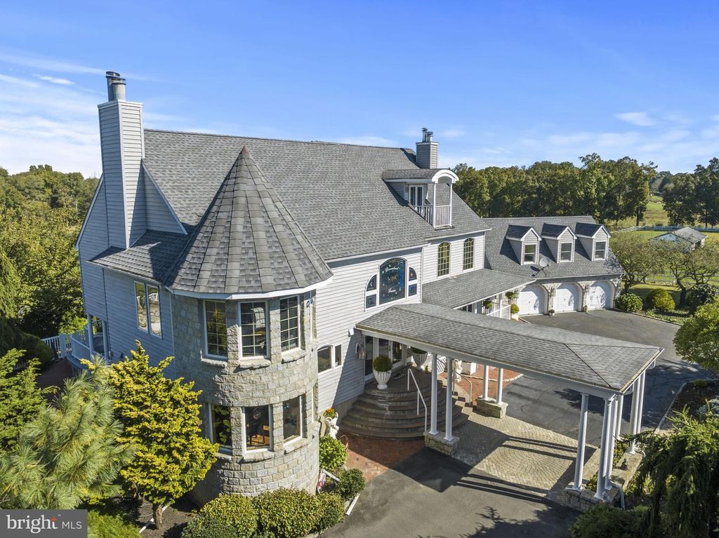 18 SCHOOL HOUSE RD, CREAM RIDGE, NJ 08514 — photo 5