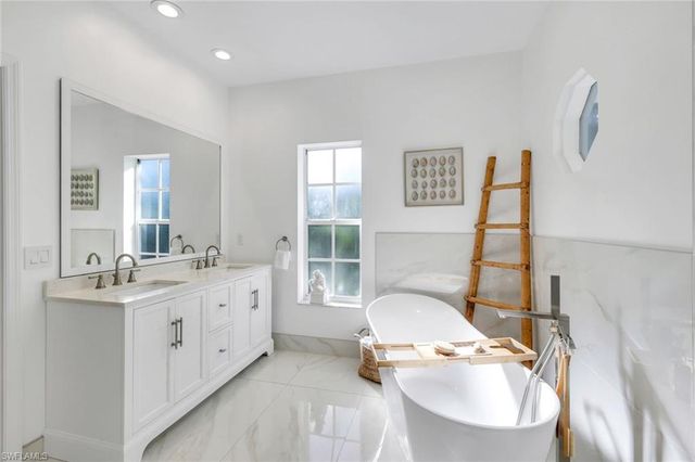 24099 Rodas DR, Bonita Springs, FL 34135