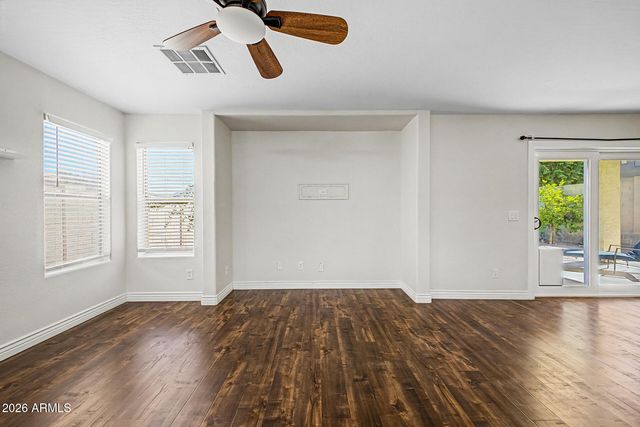 6509 W RED FOX Road, Phoenix, AZ 85083