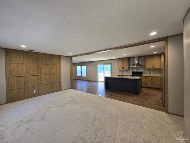 10028 Bellbrook Rd, Milton, FL 32583