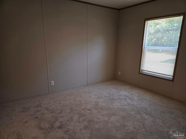 10028 Bellbrook Rd, Milton, FL 32583