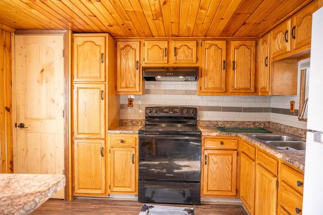 W5633 Deer Park Drive, New Lisbon, WI 53950