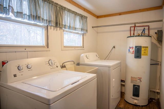 W5633 Deer Park Drive, New Lisbon, WI 53950