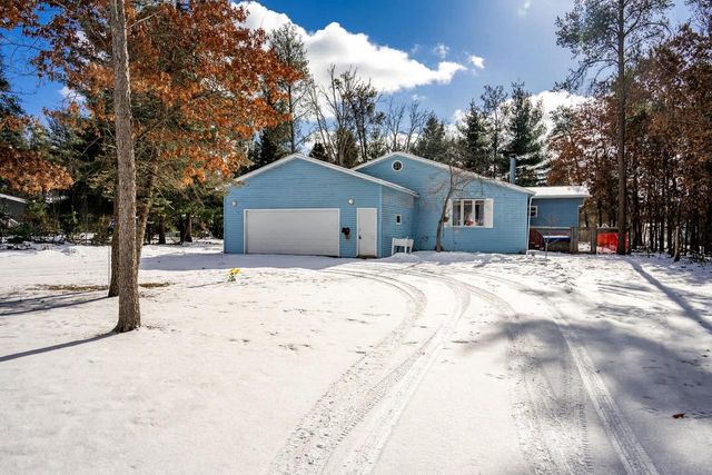 W5633 Deer Park Drive, New Lisbon, WI 53950
