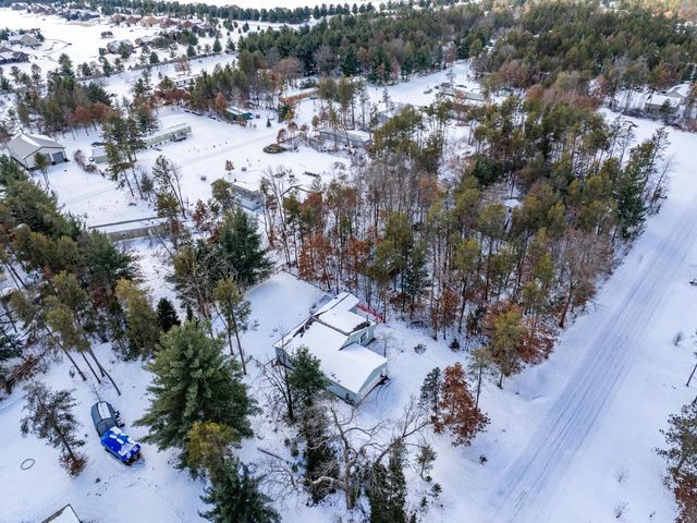 W5633 Deer Park Drive, New Lisbon, WI 53950