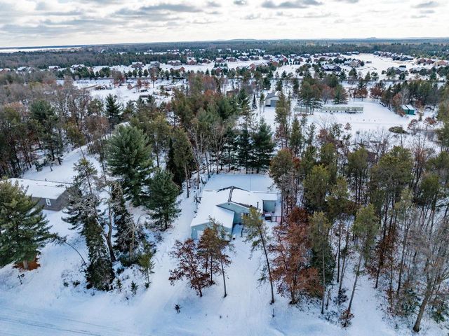 W5633 Deer Park Drive, New Lisbon, WI 53950