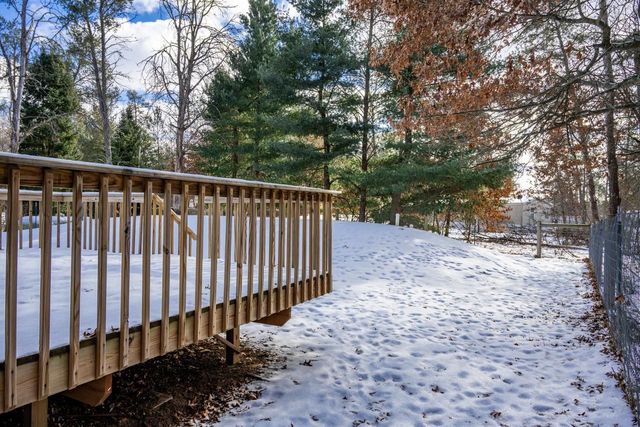 W5633 Deer Park Drive, New Lisbon, WI 53950