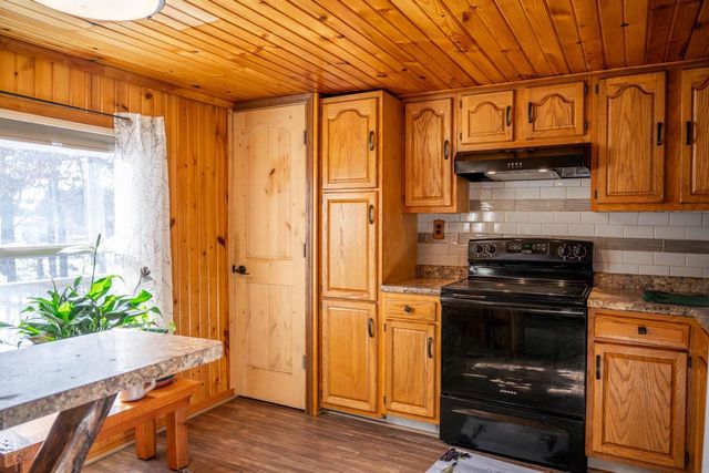 W5633 Deer Park Drive, New Lisbon, WI 53950