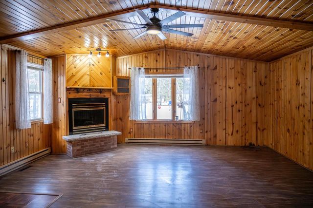 W5633 Deer Park Drive, New Lisbon, WI 53950