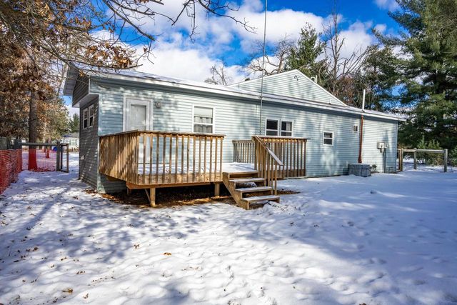 W5633 Deer Park Drive, New Lisbon, WI 53950