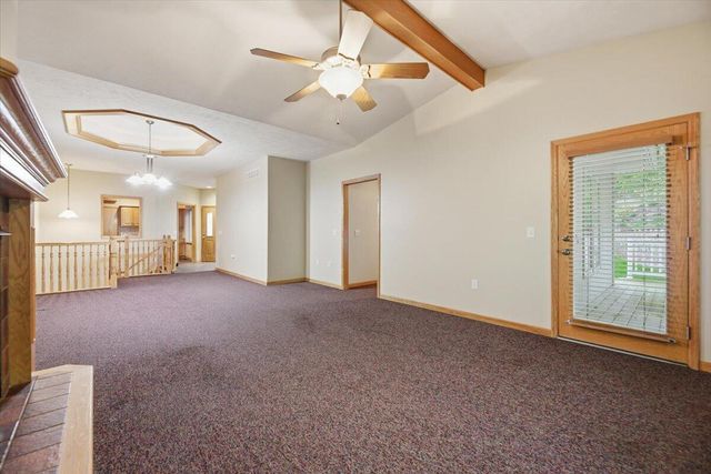 103 MCKENZIE Circle, Council Bluffs, IA 51503