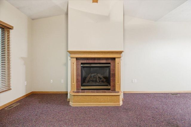 103 MCKENZIE Circle, Council Bluffs, IA 51503
