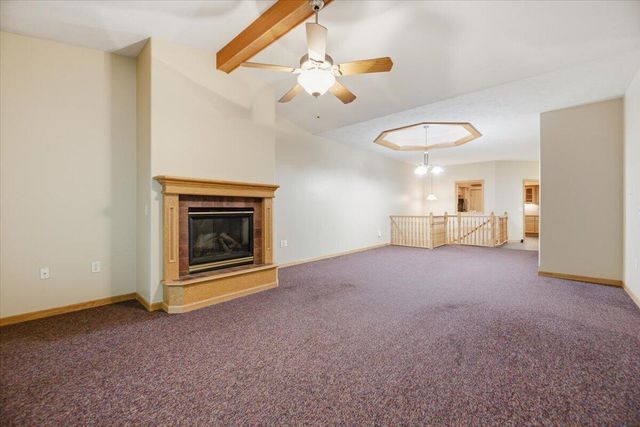 103 MCKENZIE Circle, Council Bluffs, IA 51503