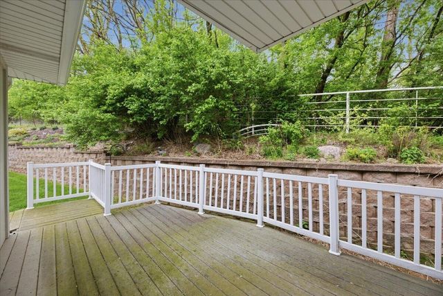 103 MCKENZIE Circle, Council Bluffs, IA 51503