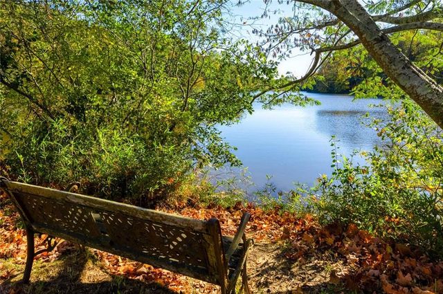 129 Cypress Street, Roswell, GA 30075