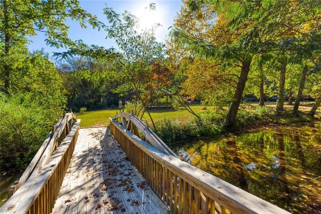 129 Cypress Street, Roswell, GA 30075