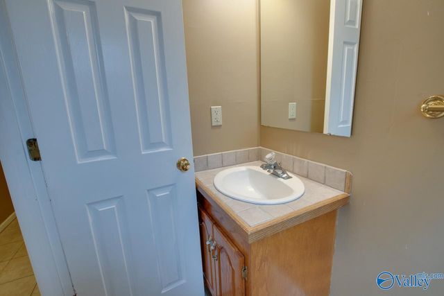 413 Springview Street, Decatur, AL 35601