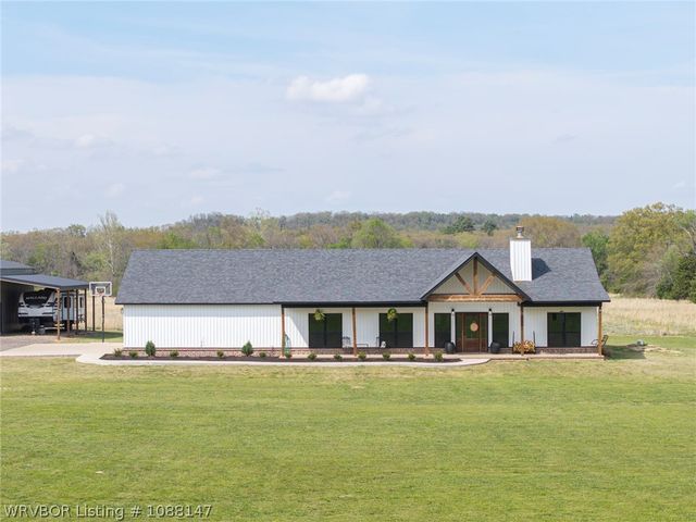 3107 E Mckenzie Avenue, Pocola, OK 74902