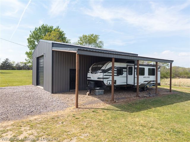 3107 E Mckenzie Avenue, Pocola, OK 74902