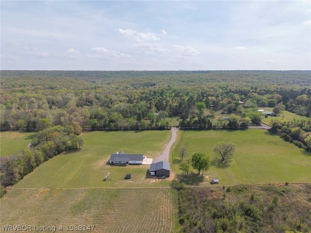 3107 E Mckenzie Avenue, Pocola, OK 74902