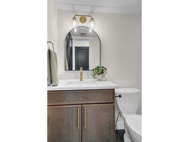 203 Lois Dr, Louisville, CO 80027