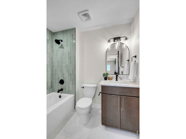 203 Lois Dr, Louisville, CO 80027