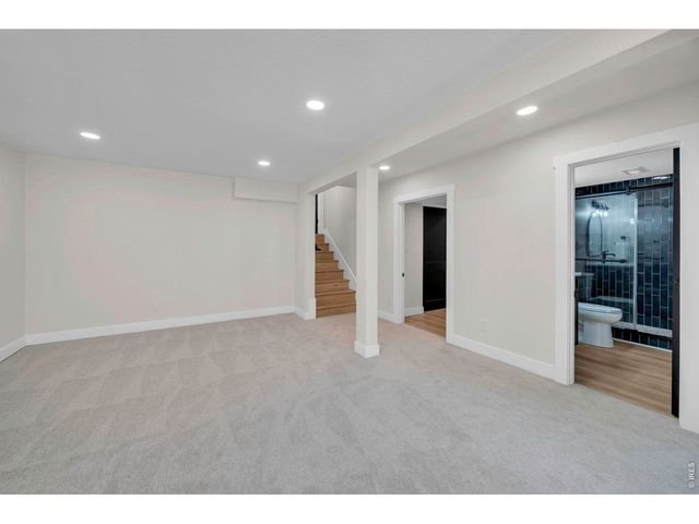 203 Lois Dr, Louisville, CO 80027