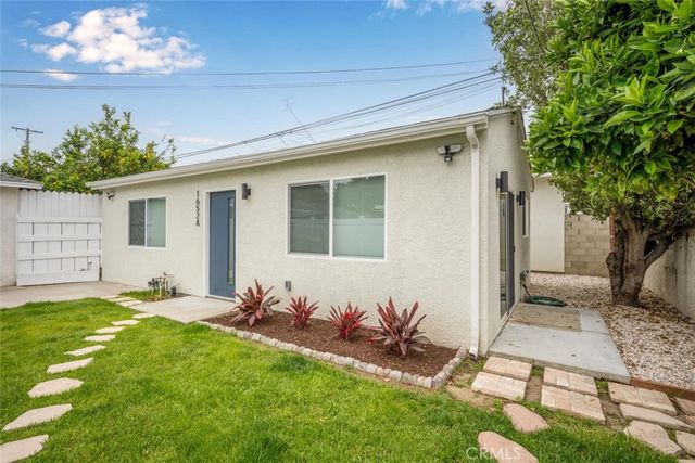 1652 E Rogers Street A, Long Beach, CA 90805