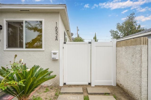 1652 E Rogers Street A, Long Beach, CA 90805