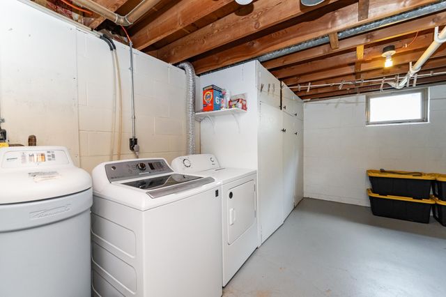 408 1st Avenue NE, Kasson, MN 55944