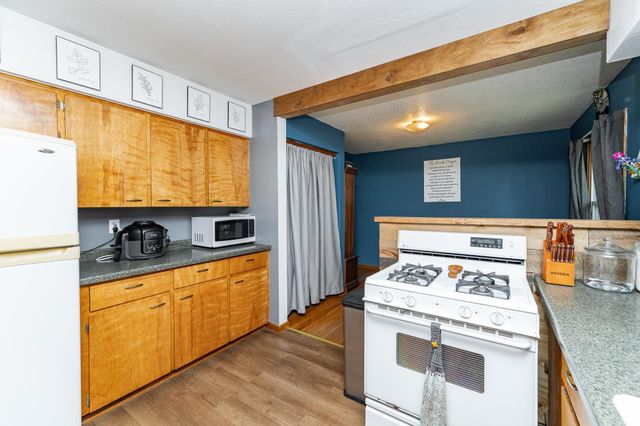 408 1st Avenue NE, Kasson, MN 55944