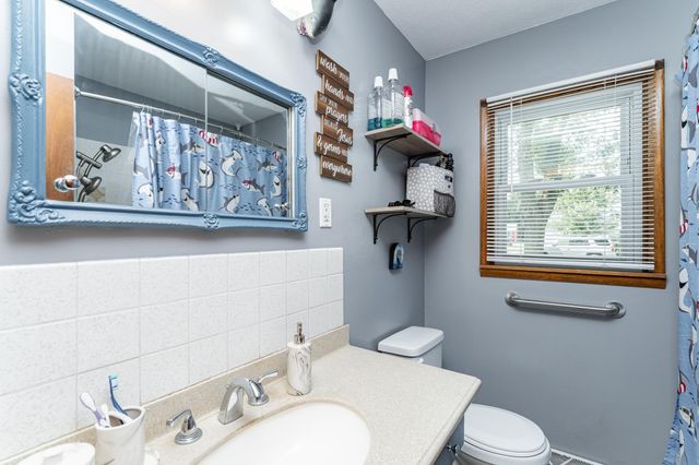 408 1st Avenue NE, Kasson, MN 55944