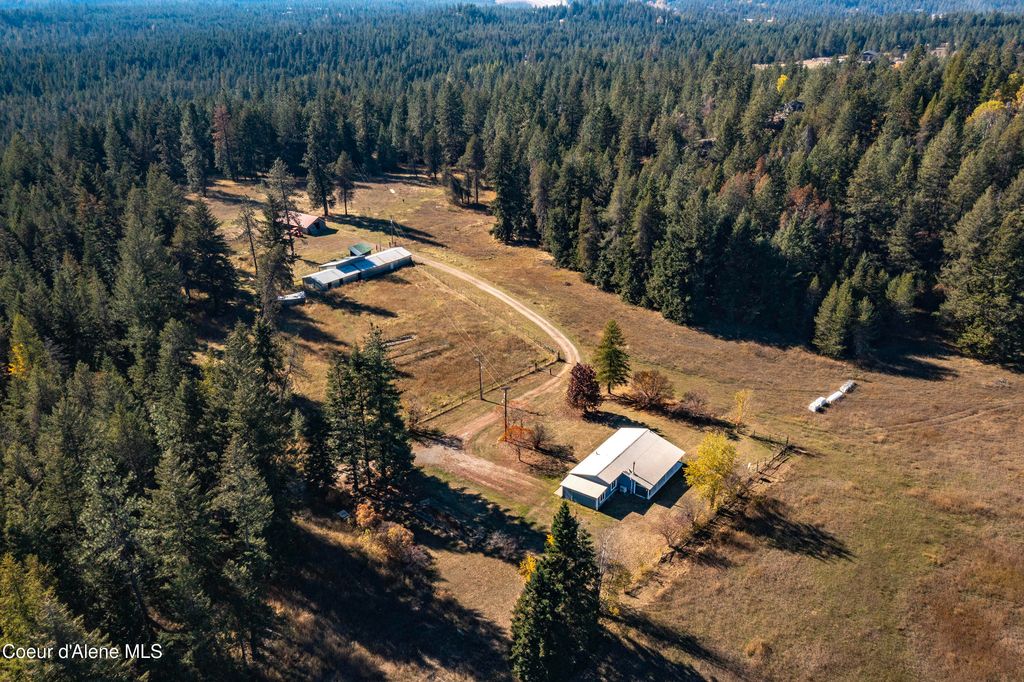 364 Misty Meadow Ln, Athol, ID 83801 photo 2