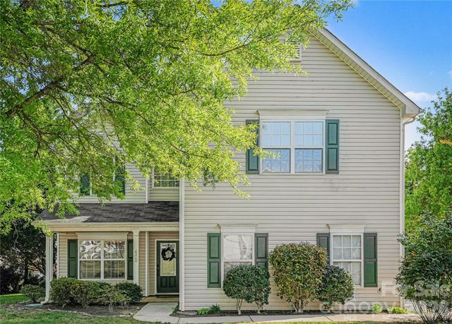 453 Pebble Stone Court NW, Concord, NC 28027