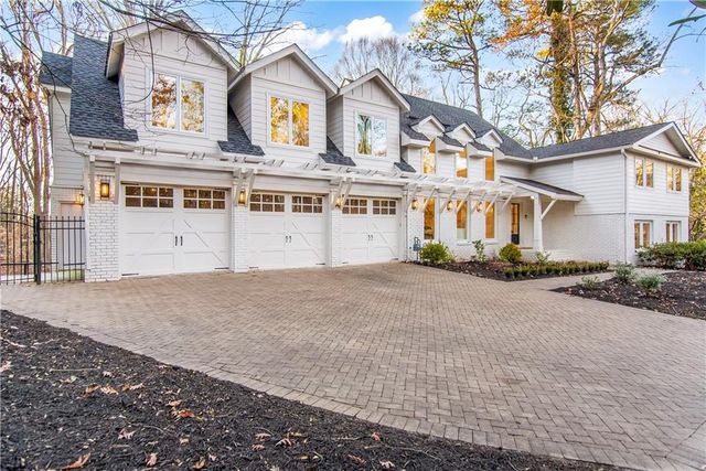 3418 Breton NE Court, Brookhaven, GA 30319