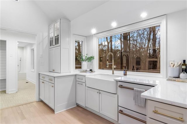 3418 Breton NE Court, Brookhaven, GA 30319