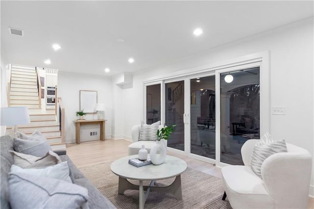 3418 Breton NE Court, Brookhaven, GA 30319