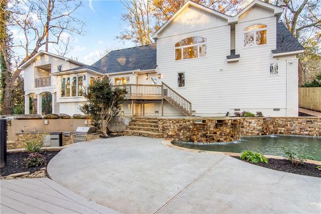 3418 Breton NE Court, Brookhaven, GA 30319