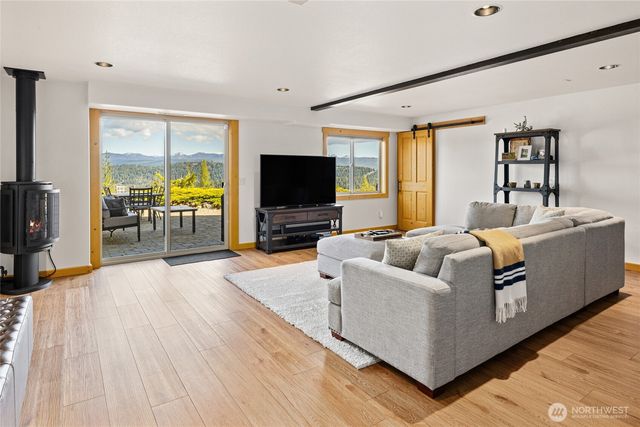 771 Whisper Creek Drive, Cle Elum, WA 98922