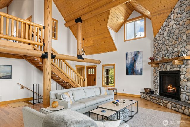 771 Whisper Creek Drive, Cle Elum, WA 98922