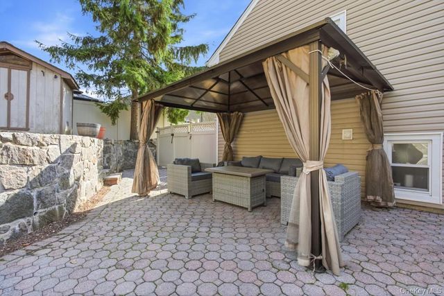 29 Montrose Road, Yonkers, NY 10710