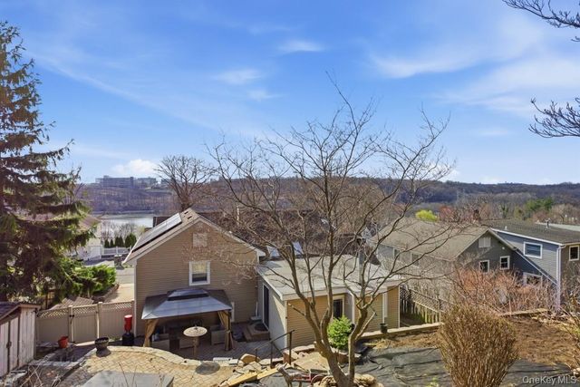 29 Montrose Road, Yonkers, NY 10710