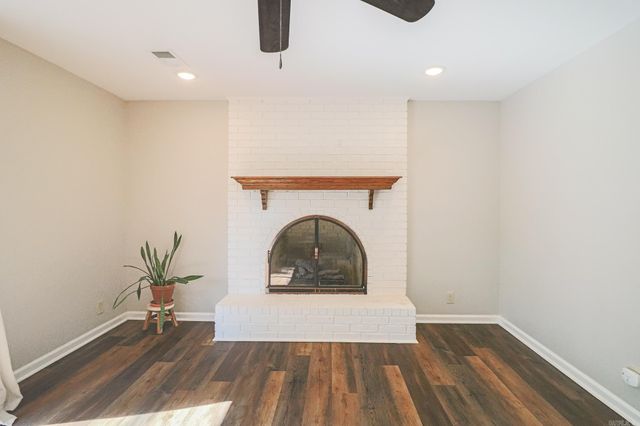 2812 Glenwood Cove, Jonesboro, AR 72401