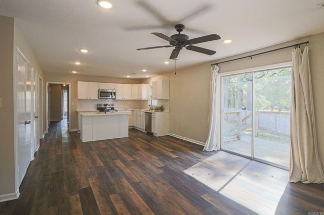 2812 Glenwood Cove, Jonesboro, AR 72401