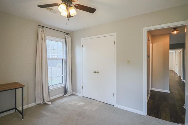 2812 Glenwood Cove, Jonesboro, AR 72401