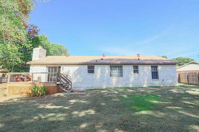 2812 Glenwood Cove, Jonesboro, AR 72401